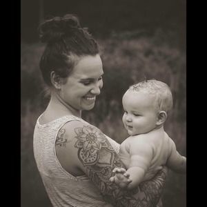 Meet your Posher, Holly